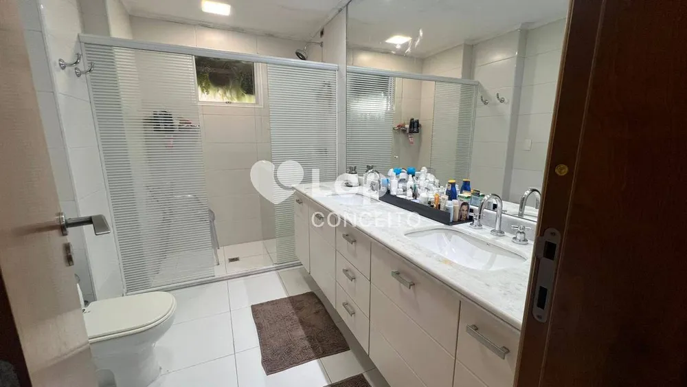 Apartamento, 3 quartos, 222 m² - Foto 13