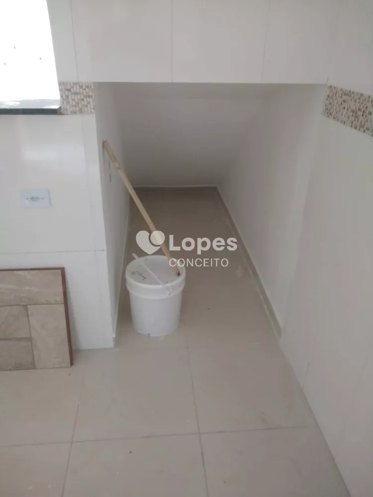 Casa à venda com 2 quartos, 41m² - Foto 8