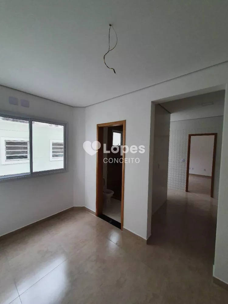 Casa à venda com 1 quarto, 41m² - Foto 2