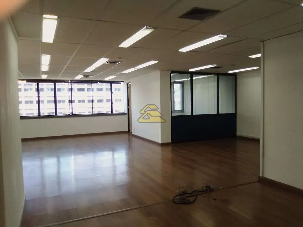 Sala-Conjunto, 201 m² - Foto 1