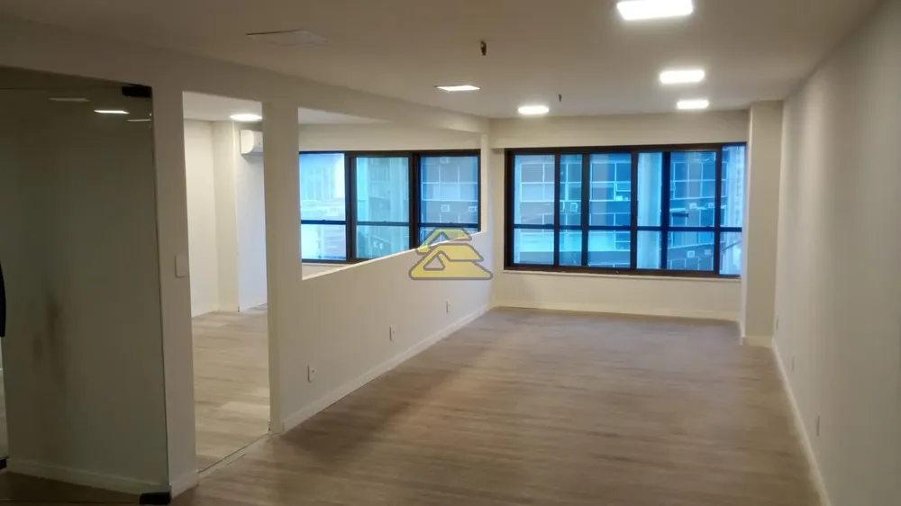 Sala-Conjunto, 445 m² - Foto 1