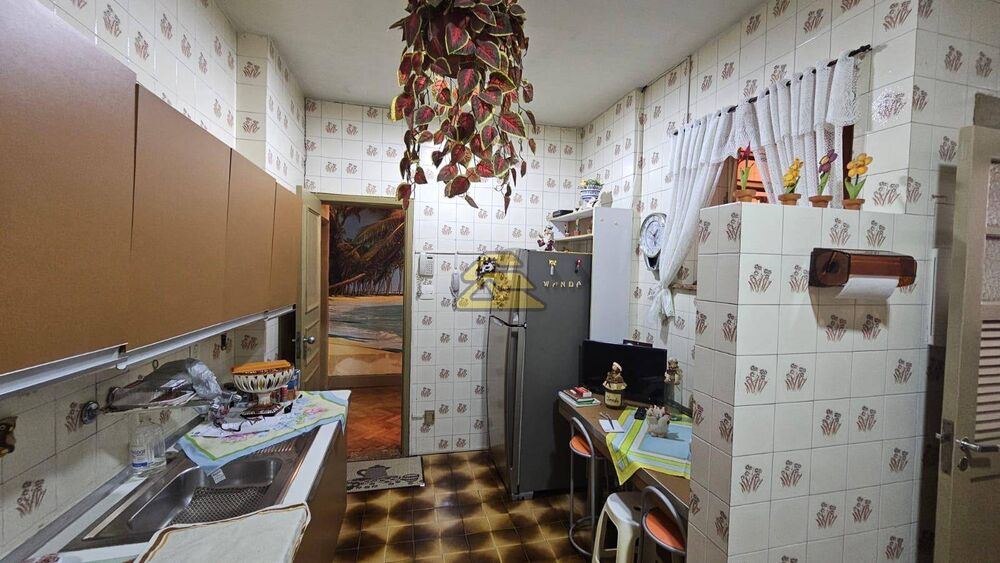 Apartamento à venda com 4 quartos, 182m² - Foto 9