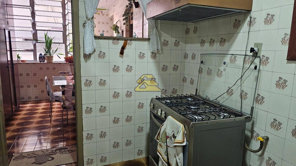 Apartamento à venda com 4 quartos, 182m² - Foto 7