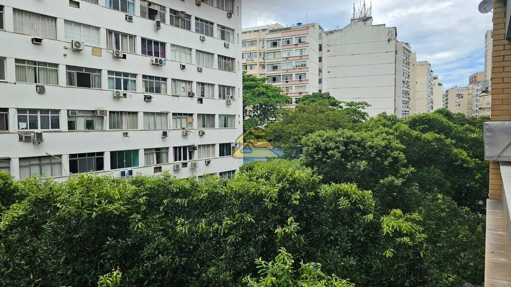 Apartamento à venda com 4 quartos, 182m² - Foto 6