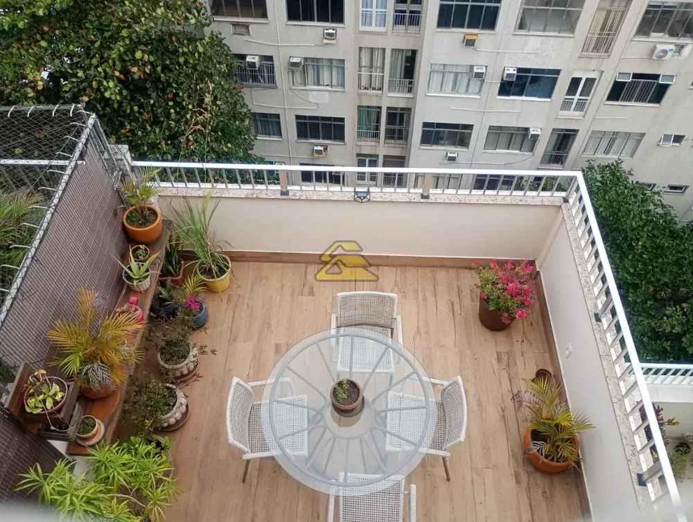 Apartamento, 4 quartos, 206 m² - Foto 2