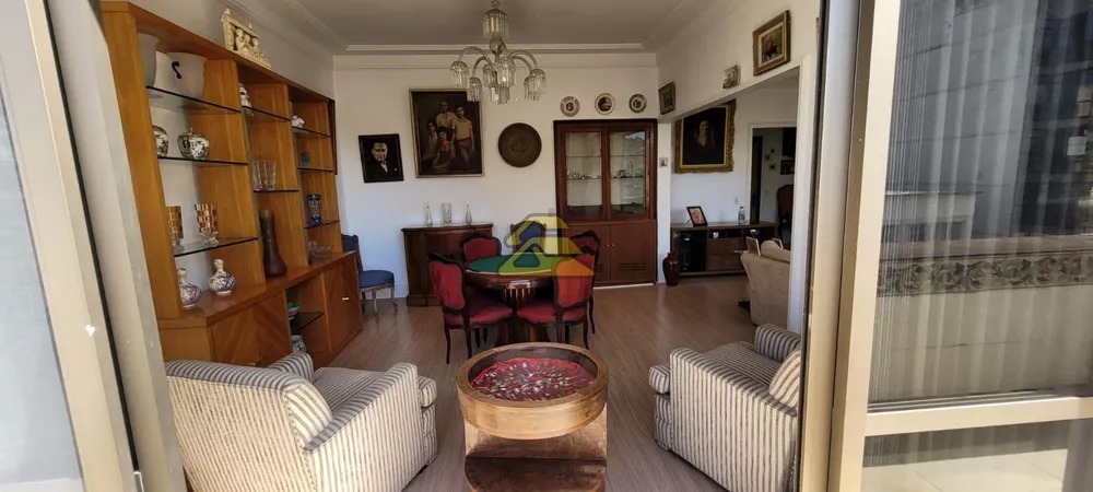 Apartamento à venda com 3 quartos, 210m² - Foto 10