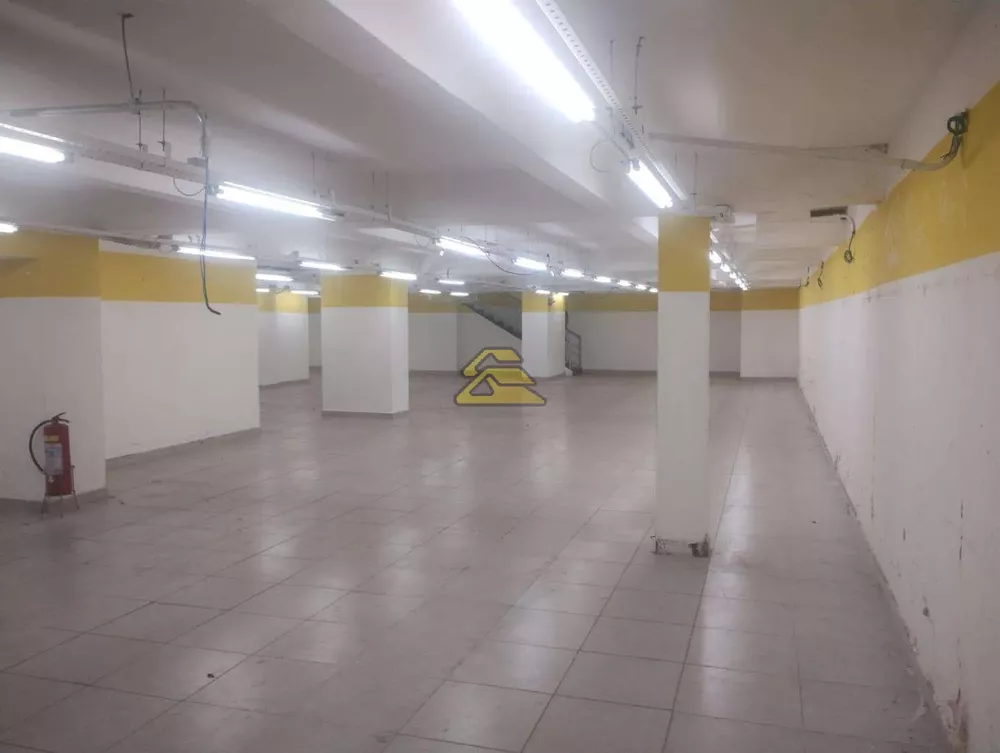Loja-Salão, 980 m² - Foto 1