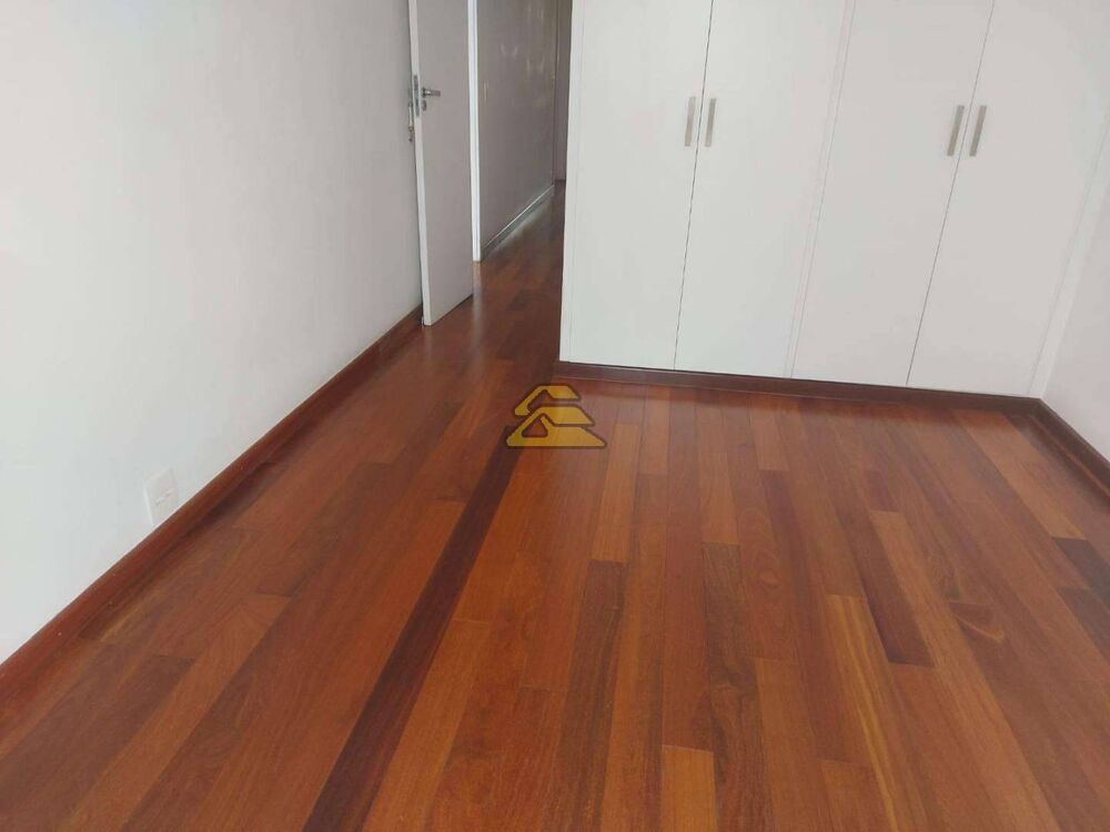Apartamento à venda com 3 quartos, 112m² - Foto 7