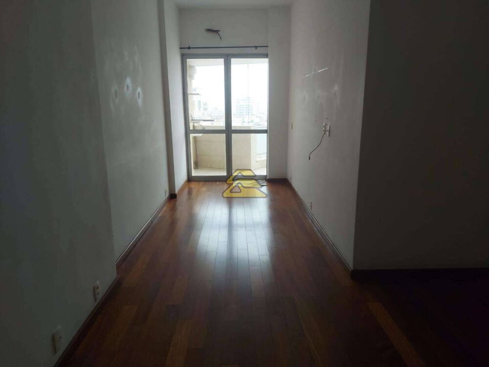 Apartamento à venda com 3 quartos, 112m² - Foto 4