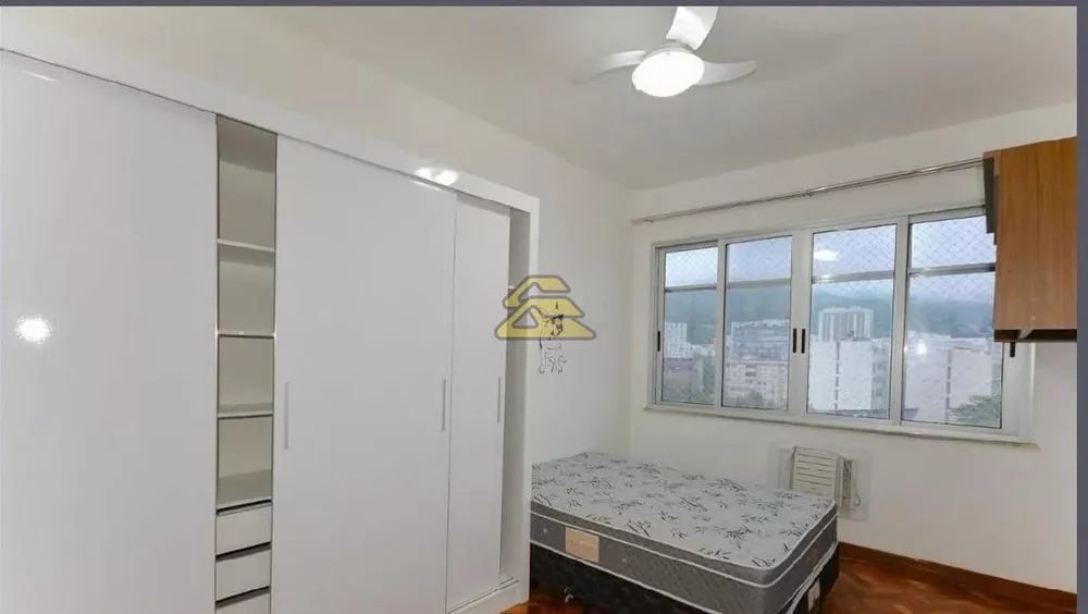 Apartamento à venda com 3 quartos, 102m² - Foto 4