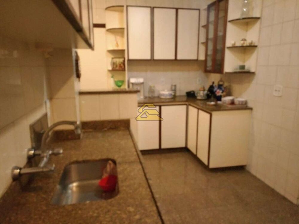 Apartamento à venda com 2 quartos, 105m² - Foto 8