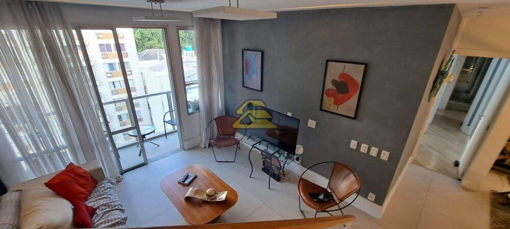 Cobertura à venda com 4 quartos, 250m² - Foto 4