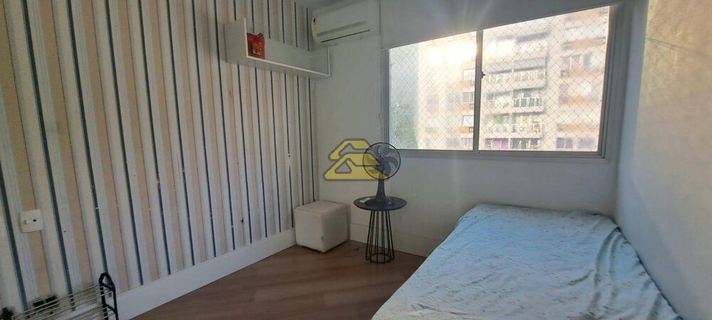 Cobertura à venda com 4 quartos, 250m² - Foto 16