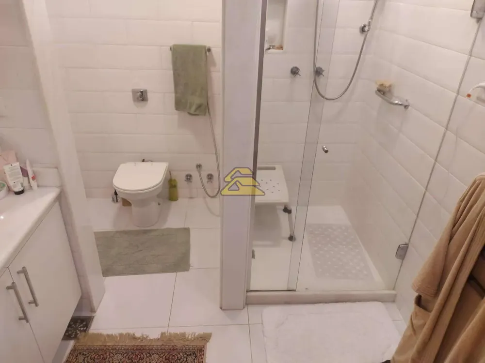 Apartamento, 3 quartos, 230 m² - Foto 1