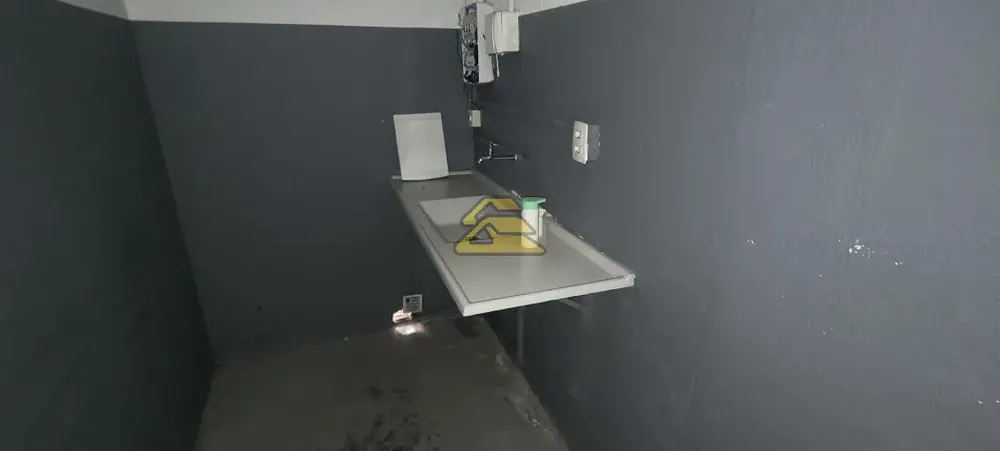 Depósito-Galpão, 240 m² - Foto 15