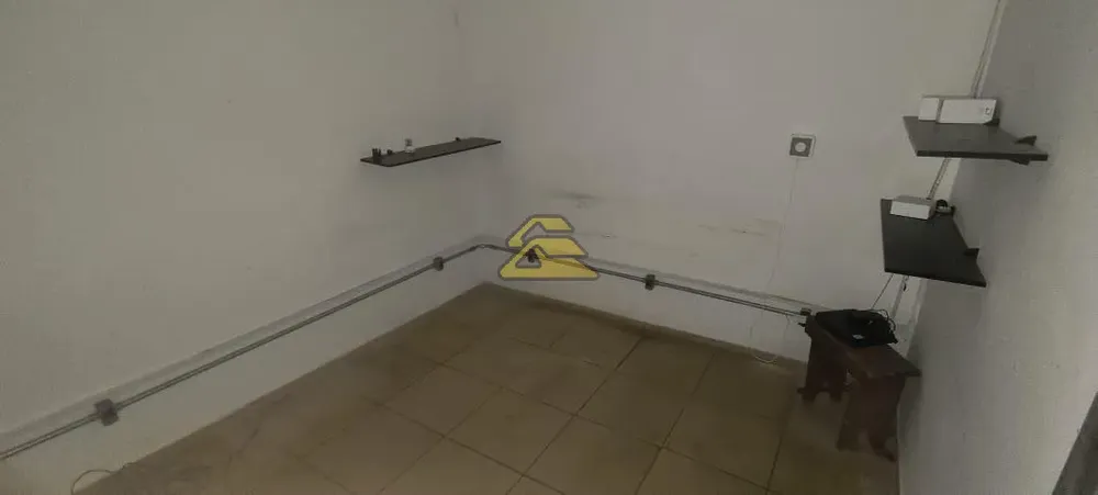 Depósito-Galpão, 240 m² - Foto 12