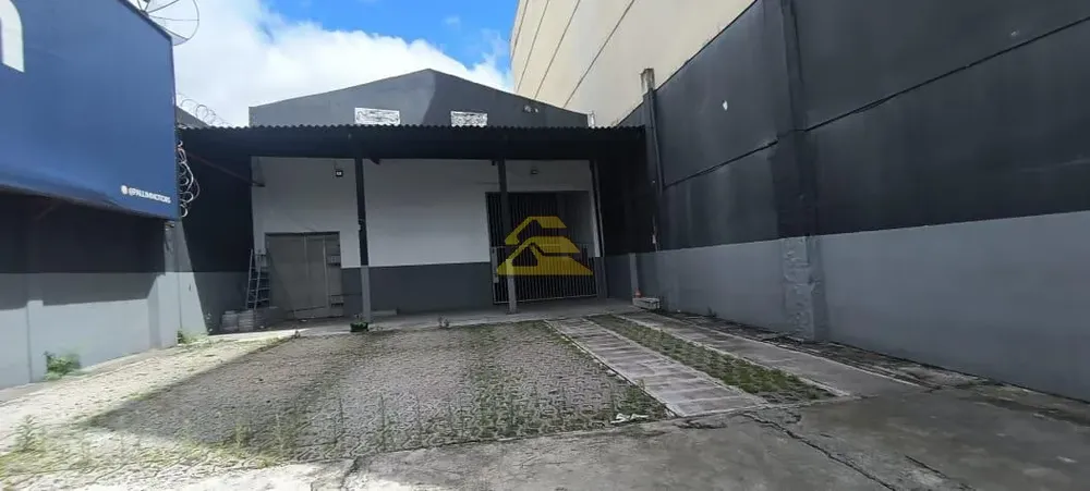 Depósito-Galpão, 240 m² - Foto 2