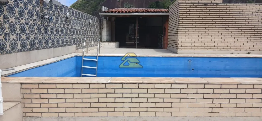 Cobertura, 3 quartos, 180 m² - Foto 2