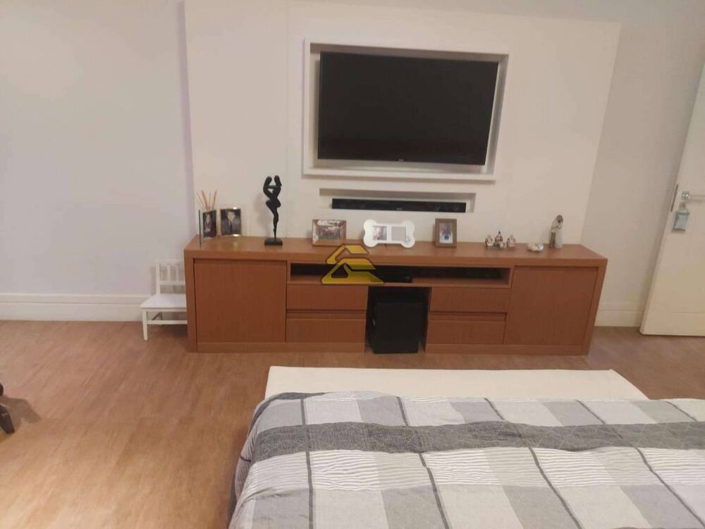 Apartamento à venda com 4 quartos, 276m² - Foto 18