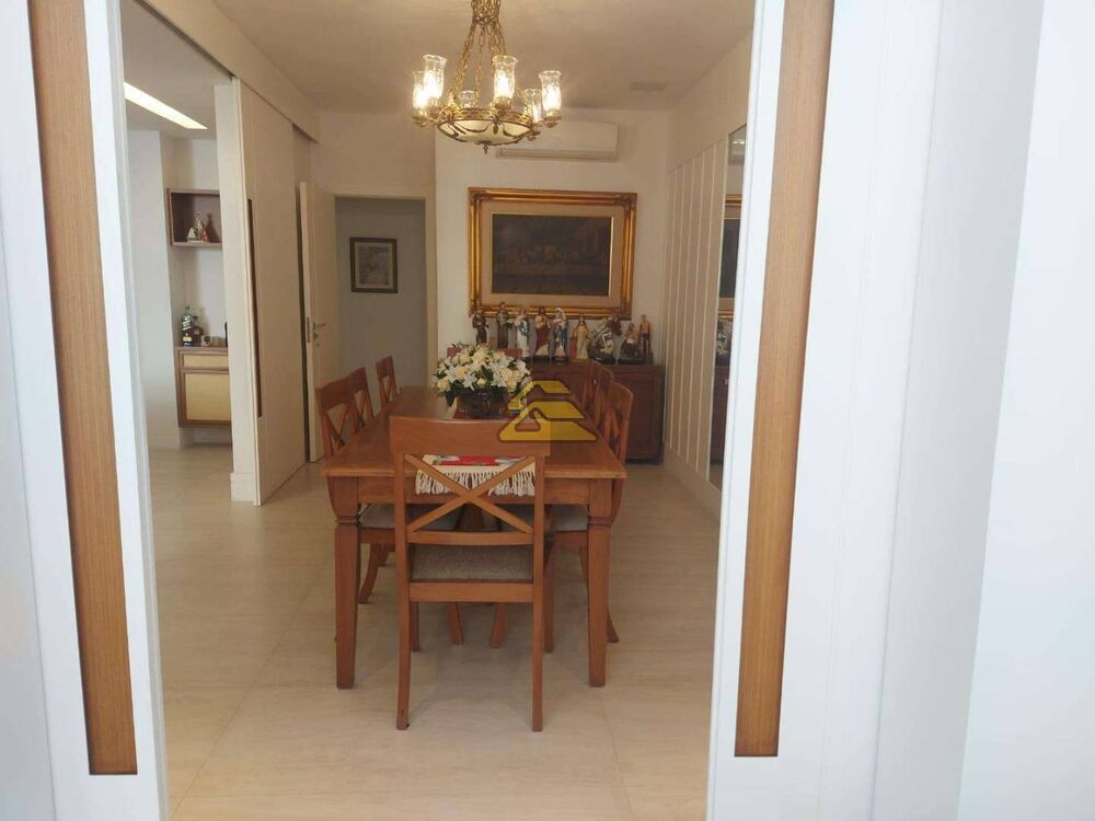 Apartamento à venda com 4 quartos, 276m² - Foto 5