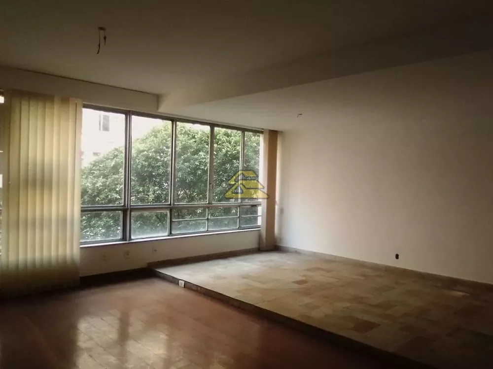 Apartamento, 3 quartos, 195 m² - Foto 2
