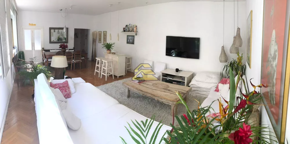 Apartamento à venda com 4 quartos, 215m² - Foto 2