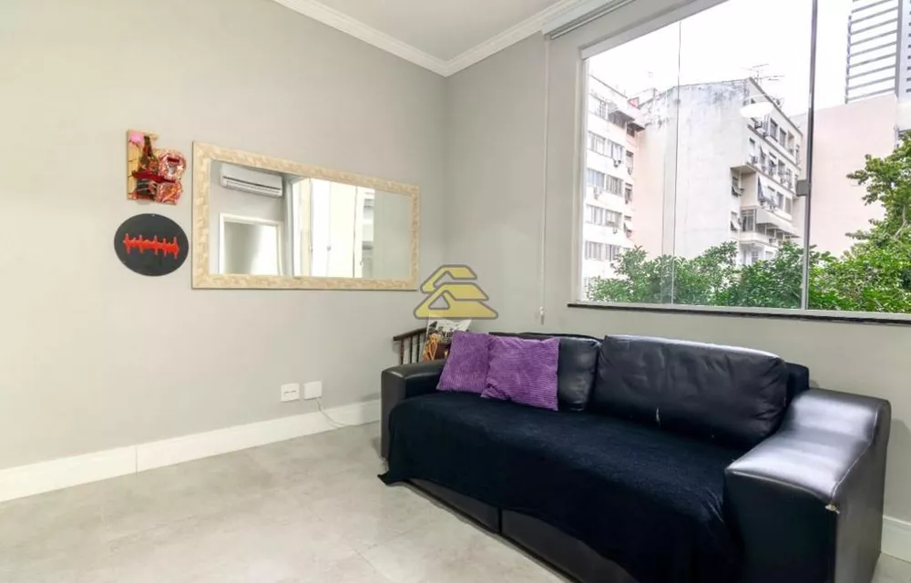 Apartamento à venda com 3 quartos, 73m² - Foto 2