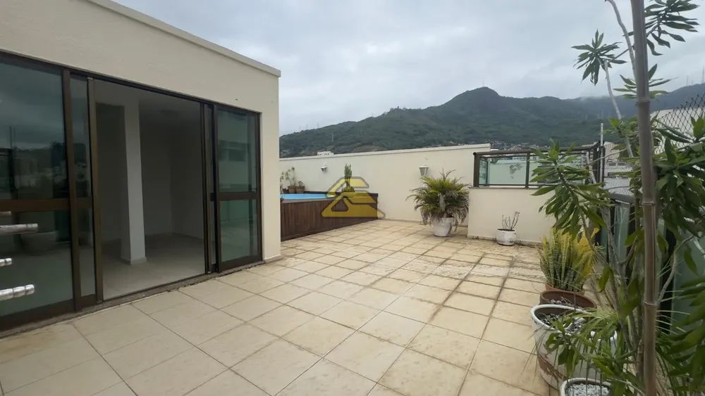 Cobertura, 3 quartos, 208 m² - Foto 1