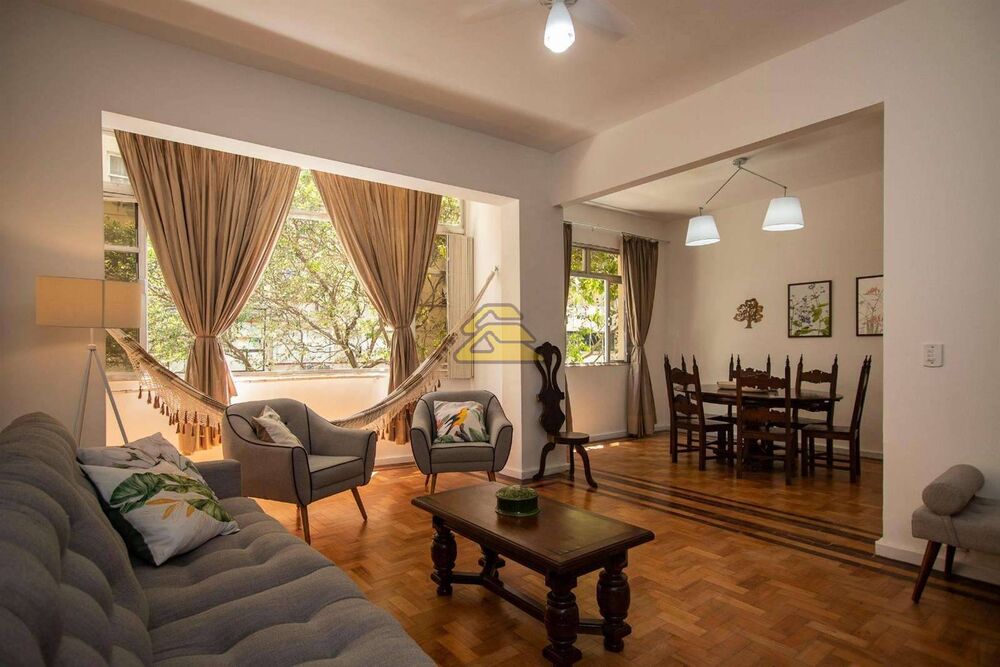 Apartamento à venda com 2 quartos, 97m² - Foto 1
