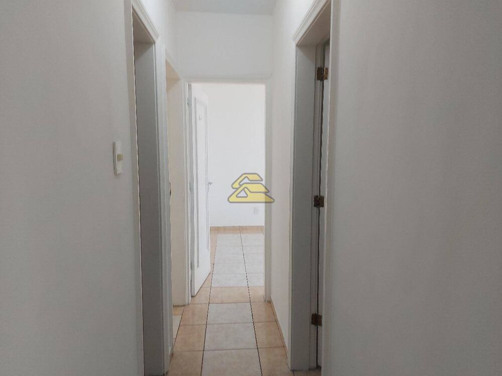 Apartamento à venda com 3 quartos, 131m² - Foto 3