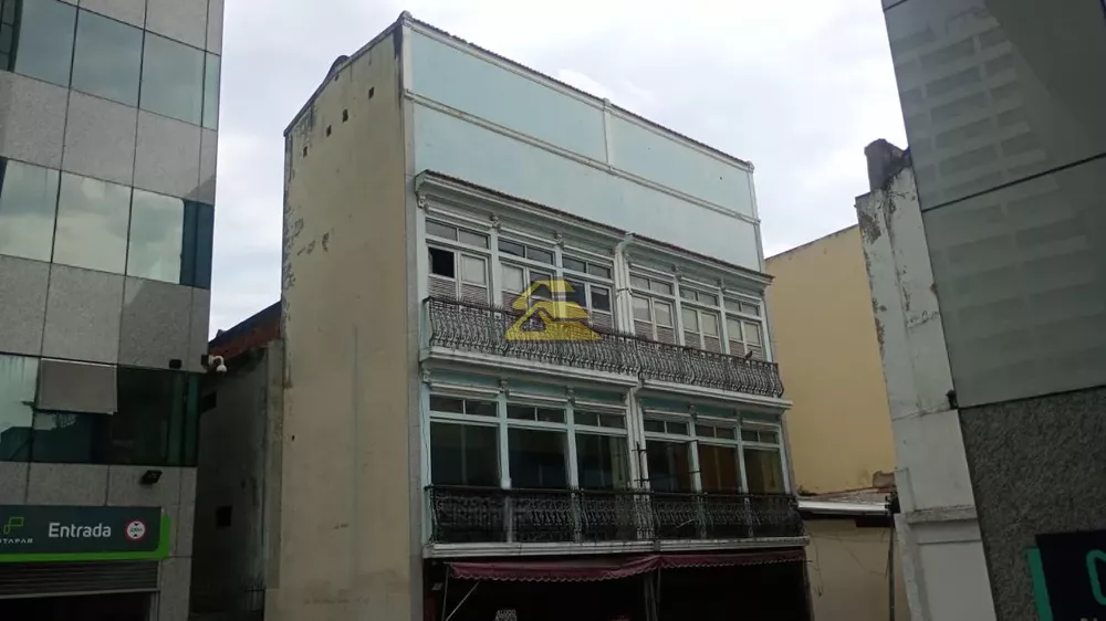 Loja-Salão, 241 m² - Foto 1