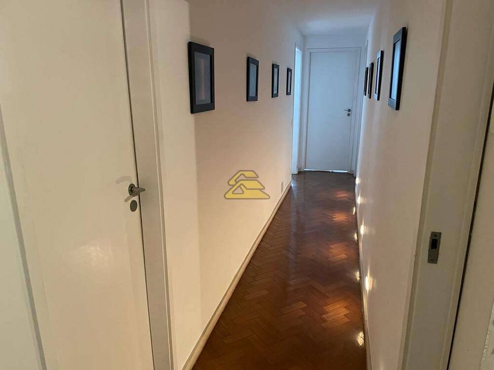 Apartamento à venda com 3 quartos, 180m² - Foto 5