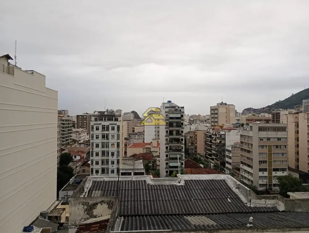Cobertura, 3 quartos, 225 m² - Foto 2