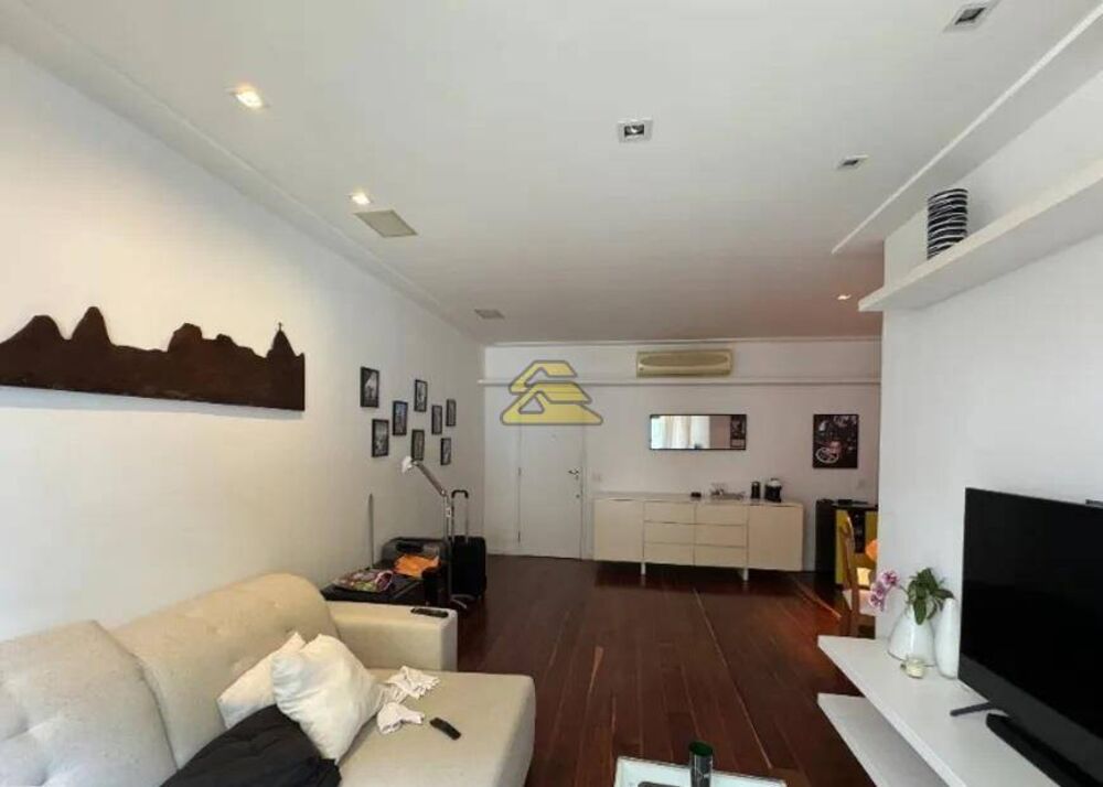 Apartamento à venda com 3 quartos, 125m² - Foto 4