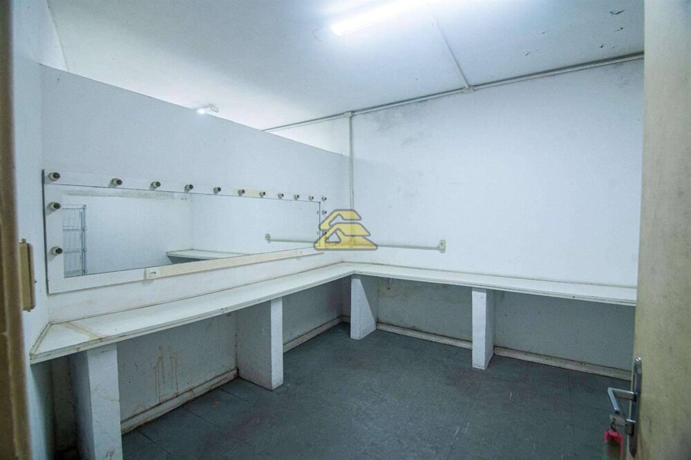 Prédio Inteiro à venda, 947m² - Foto 16