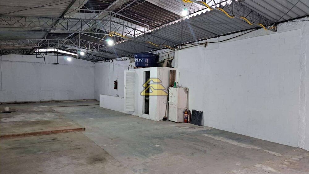 Prédio Inteiro para alugar, 300m² - Foto 5