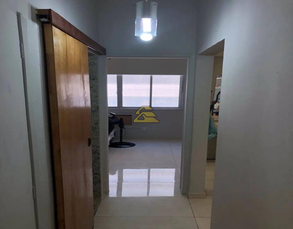 Apartamento à venda com 2 quartos, 63m² - Foto 4
