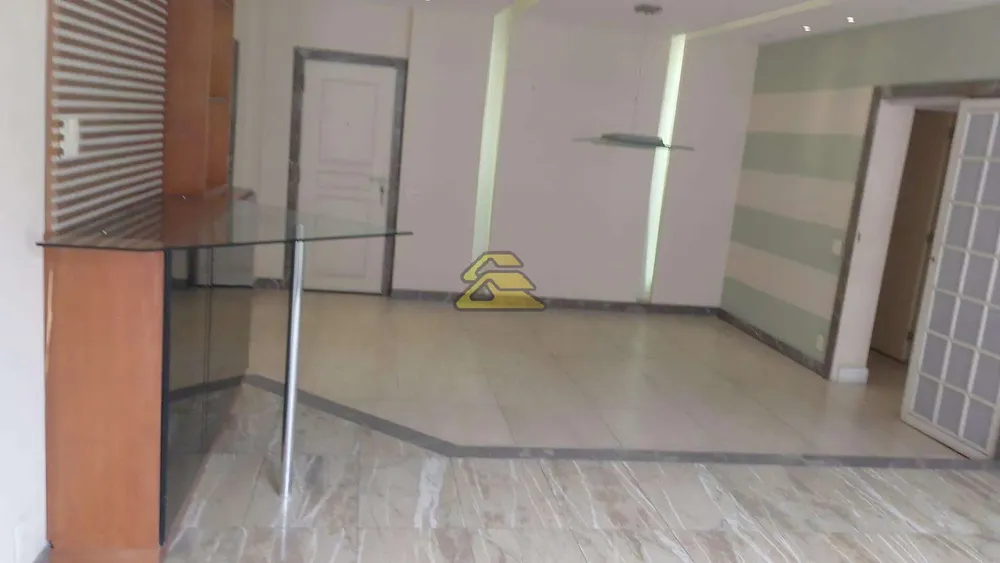 Apartamento, 3 quartos, 206 m² - Foto 1