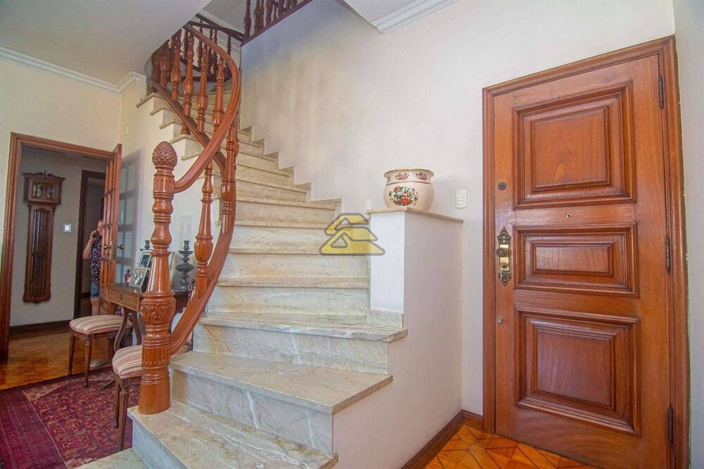 Cobertura à venda com 3 quartos, 256m² - Foto 4