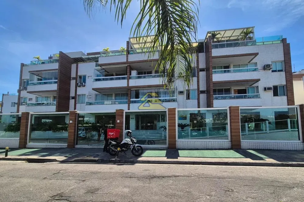 Cobertura, 3 quartos, 198 m² - Foto 3