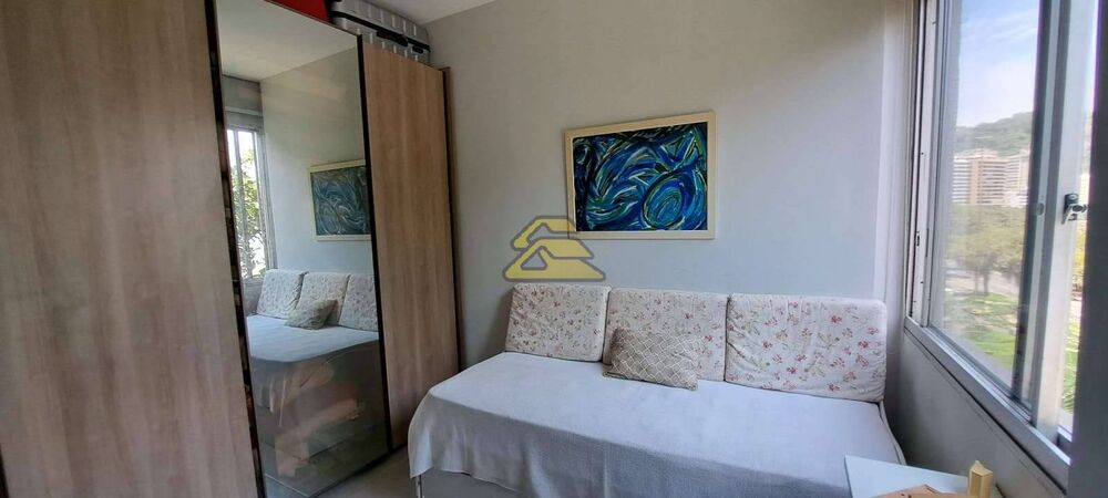 Apartamento à venda com 3 quartos, 89m² - Foto 4