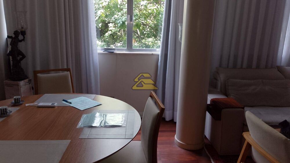 Apartamento à venda com 3 quartos, 175m² - Foto 7