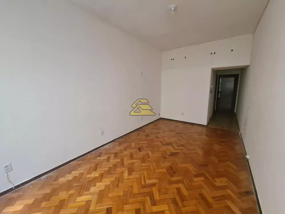 Kitnet e Studio à venda com 1 quarto, 31m² - Foto 9