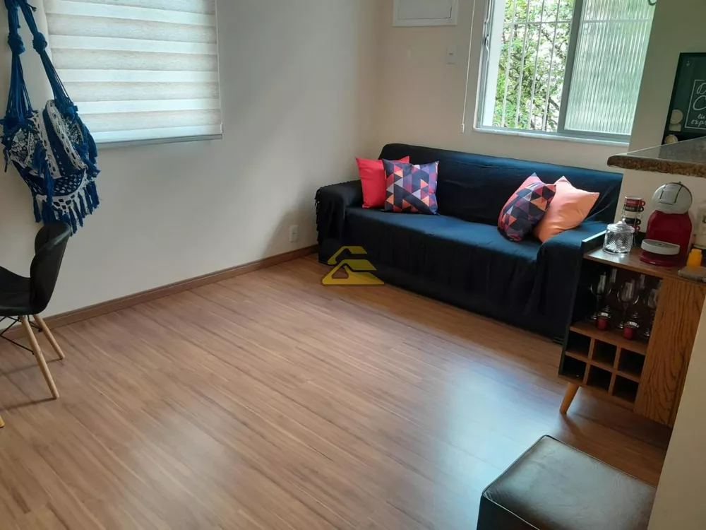 Apartamento à venda com 1 quarto, 42m² - Foto 1