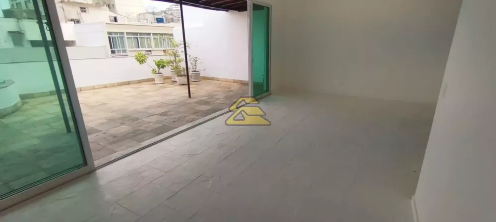 Cobertura, 3 quartos, 220 m² - Foto 4