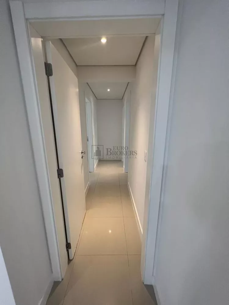 Apartamento à venda com 3 quartos, 139m² - Foto 5