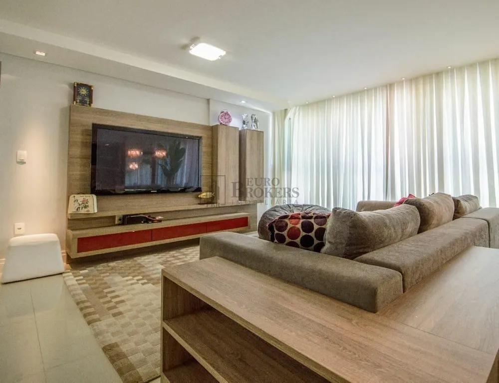 Apartamento, 4 quartos, 181 m² - Foto 1