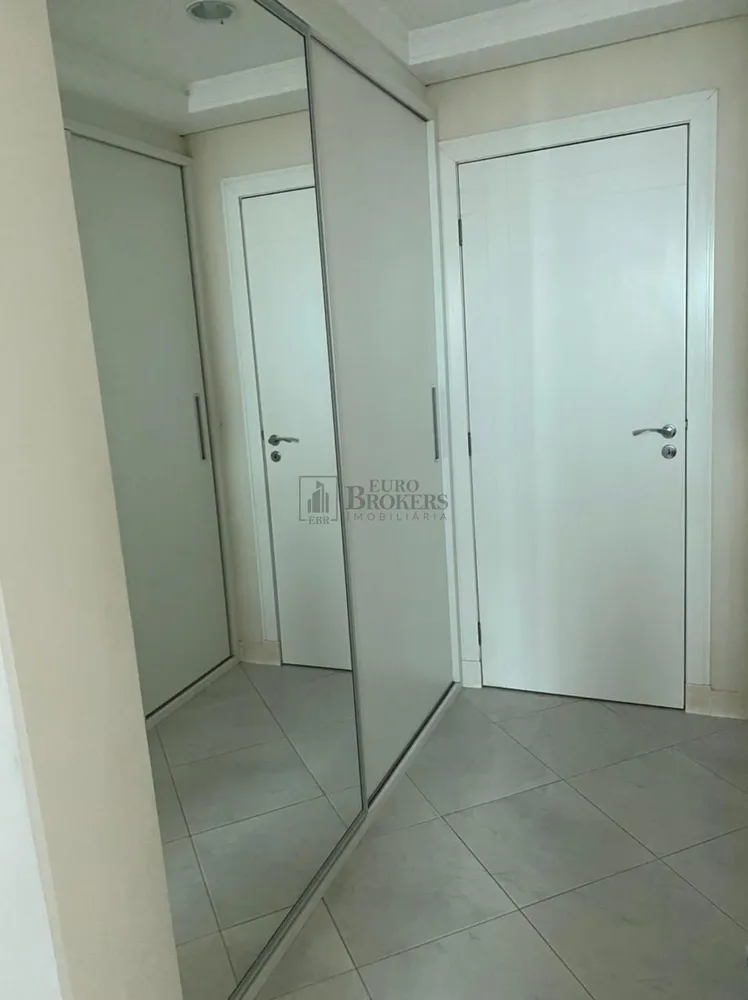 Apartamento, 3 quartos, 189 m² - Foto 5