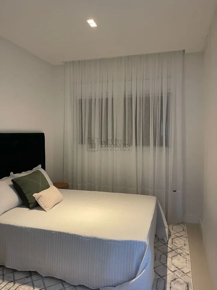Apartamento, 3 quartos, 139 m² - Foto 2