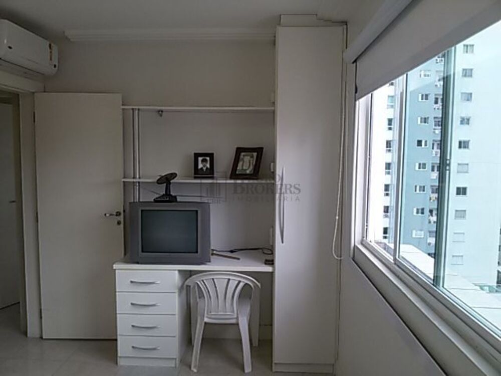 Cobertura, 3 quartos, 181 m² - Foto 4